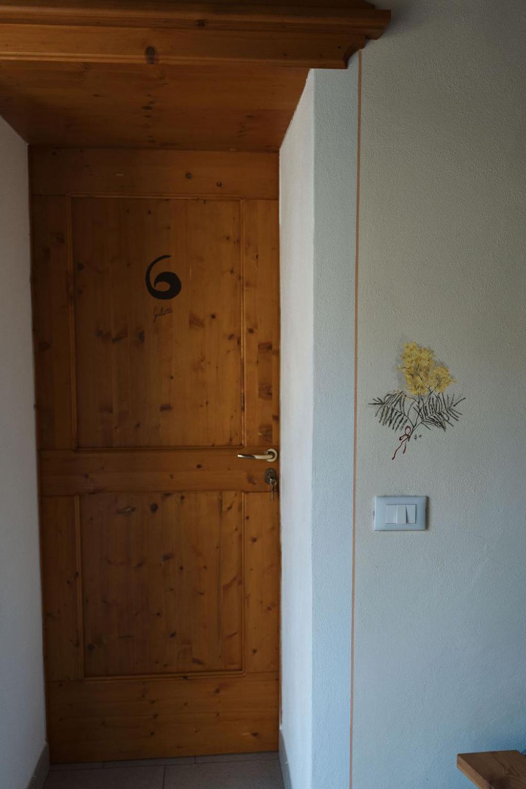 Guesthouse Giulietta E Romeo Cossogno Luaran gambar